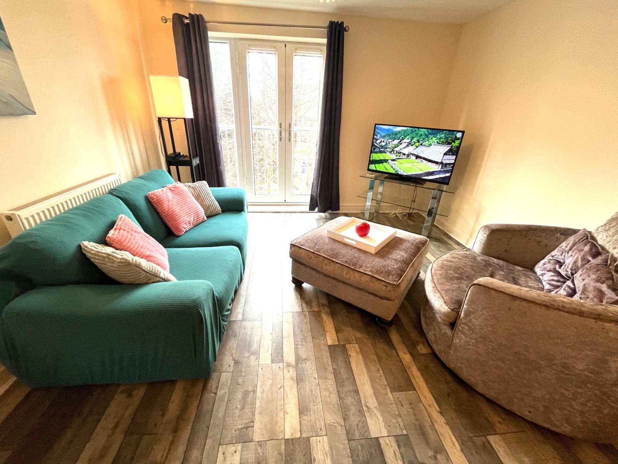 Spacious Two Bedrooms Apartment For Business And Holiday 포츠머스 외부 사진