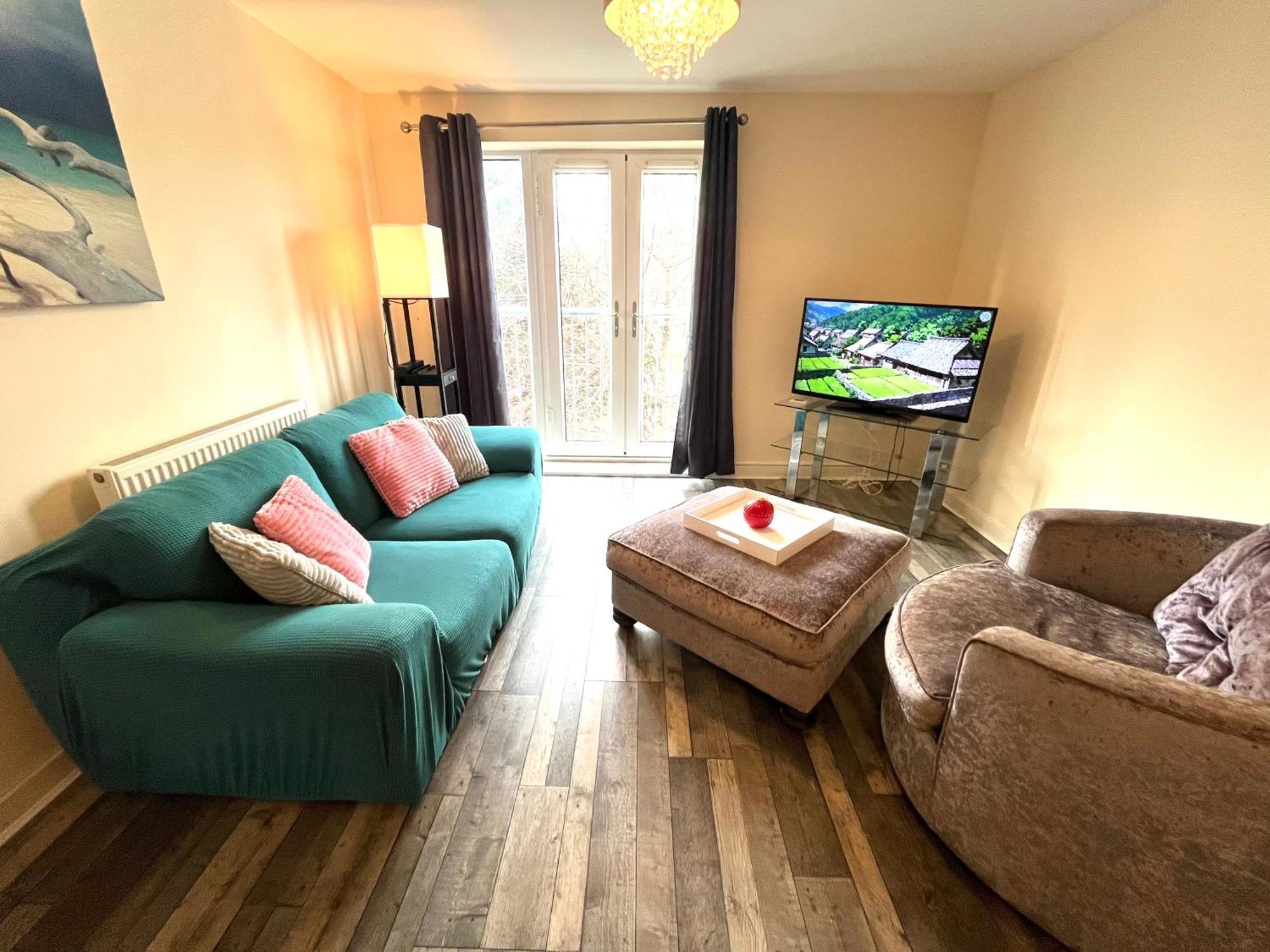 Spacious Two Bedrooms Apartment For Business And Holiday 포츠머스 외부 사진